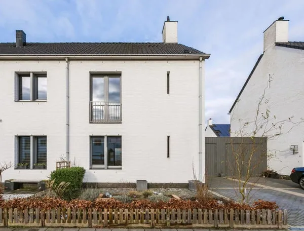 Tussenwoning te huur: Zoete Kroon 17, Fijnaart Fijnaart
