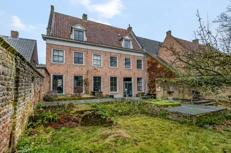 Twee-onder-één-kap te koop: Zoetendaal 3, Buren-Oude Kern Buren (Ge)