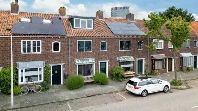 Tussenwoning te koop: Zoeterwoudseweg 136, Cronestein Leiden
