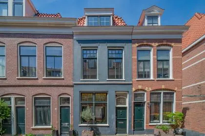 Tussenwoning te koop: Zoetestraat 34, Binnenstad Haarlem