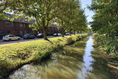 Tussenwoning te koop: Zomerdijkstraat 10, Zwolle