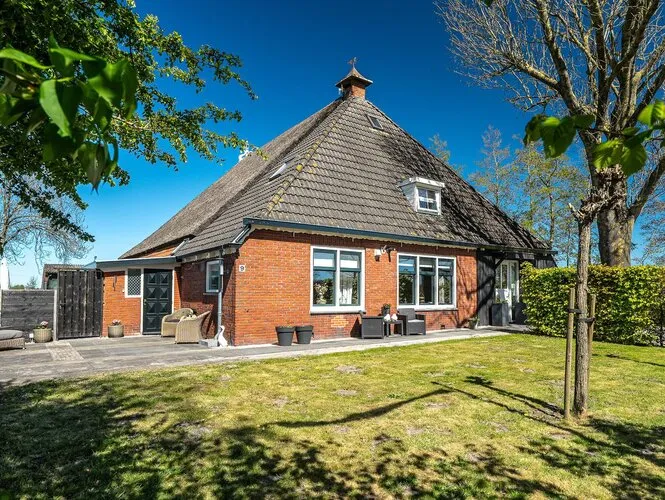 Vrijstaande woning te koop: Zomerweg 9, Burgum