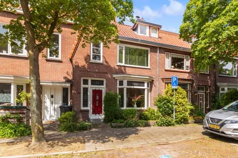 Tussenwoning te koop: Zonnebloemstraat 44, Geschiedschrijversbuurt Haarlem