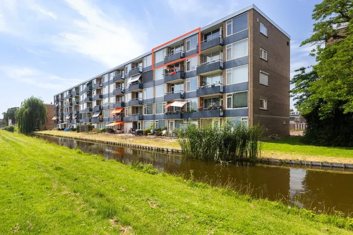 Apartment for sale: Zonnebloemstraat 58, Bloemenbuurt M(adelief) - Z(onnenbloem) Zwijndrecht