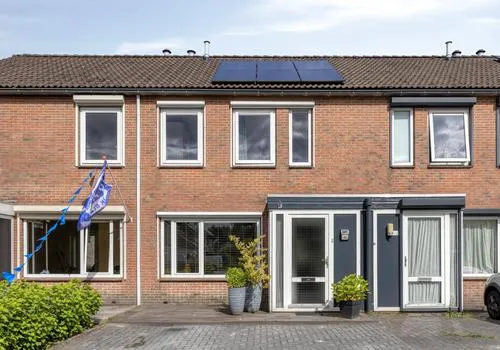 Tussenwoning te koop: Zonnedauw 11, Nieuwlande kern Nieuwlande