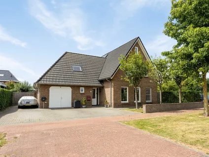 Vrijstaande woning te koop: Zonnedauwlaan 34, Flora Midden Lelystad