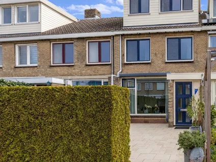 Tussenwoning te koop: Zonnedauwlaan 65, Rijnsaterwoude Rijnsaterwoude