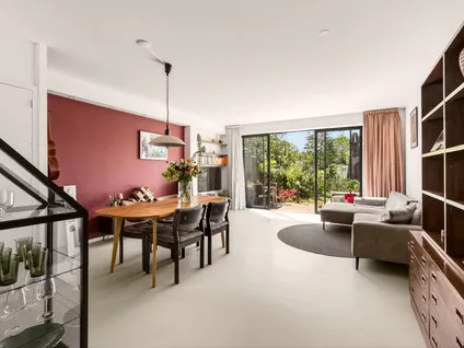Tussenwoning te koop: Zonnehof 14, Dorp Driemond Amsterdam
