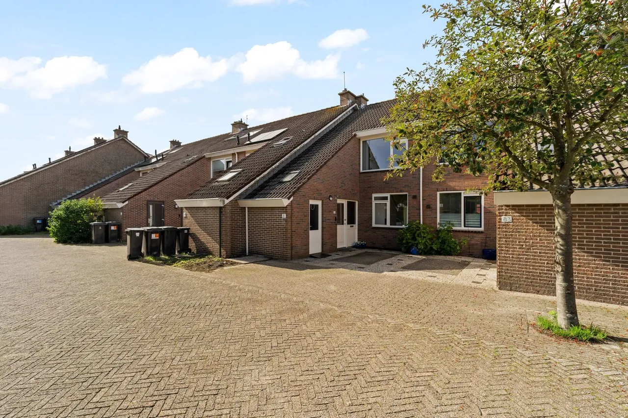 Tussenwoning te koop: Zonnekant 81, Noordwijk (Zh)