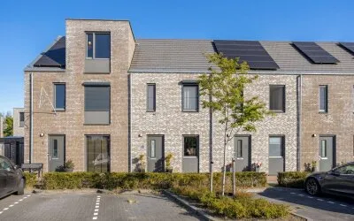 Tussenwoning te koop: Zonnepad 3, 't Eigen en Hoogstraat Son En Breugel