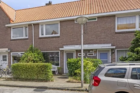 Tussenwoning te koop: Zonneroosstraat 21, Kerstroosplein Eindhoven