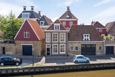 Tussenwoning te koop: Zoutsloot 10, Binnenstad Harlingen