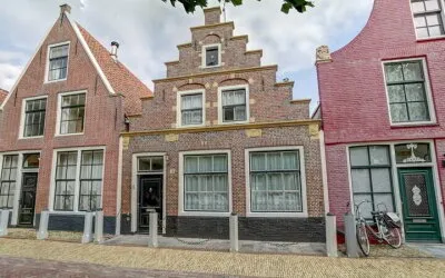 Terraced house for sale: Zoutsloot 49, Binnenstad Harlingen