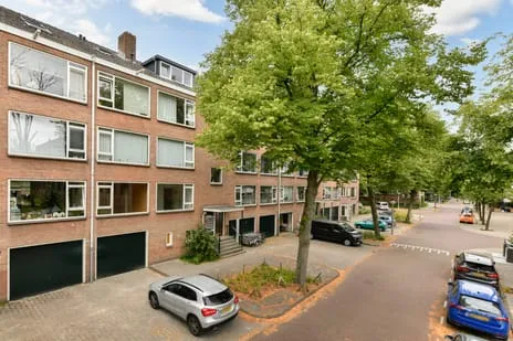 Apartment for sale: Zuid-Hollandstraat 140-1, Buitenveldert-Zuid-Midden Amsterdam