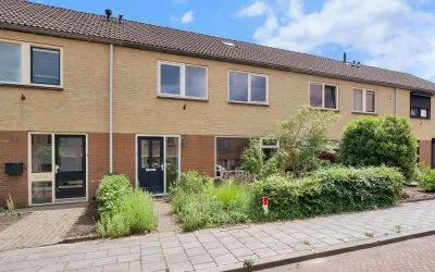 Tussenwoning te koop: Zuid Parallelweg 39, Wierden-West Wierden
