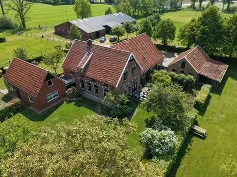 Apartment for sale: Zuid Rekkenseweg 3, Verspreide huizen Rekken Rekken