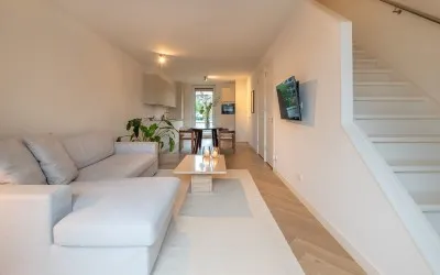 Tussenwoning te huur: Zuiddijk 257C, Bomenbuurt Zaandam