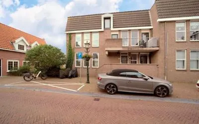 Appartement te koop: Zuiddijk 6, Maassluis