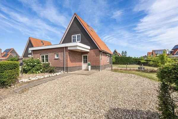 Vrijstaande woning te koop: Zuiddijk 61A-132, Oude-Tonge haven Oude-Tonge