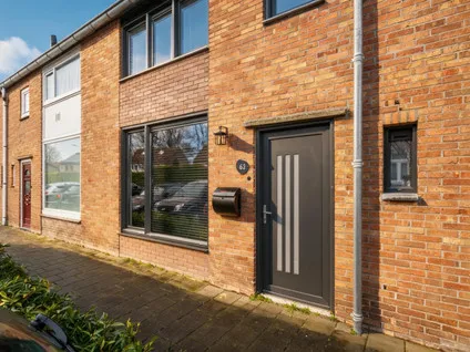 Tussenwoning te koop: Zuiddijkstraat 62, Sluis