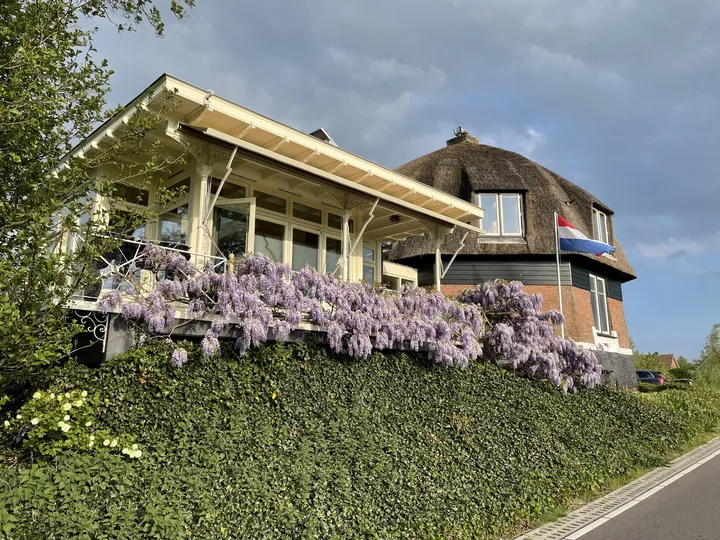 Vrijstaande woning te koop: Zuideinde 1, Nieuwkoop Lintbebouwing Nieuwkoop