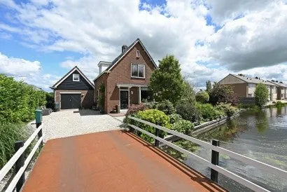Vrijstaande woning te koop: Zuideinde 13, Zevenhoven Zevenhoven
