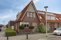Hoekwoning te koop: Zuideinde 68, Dinteloord
