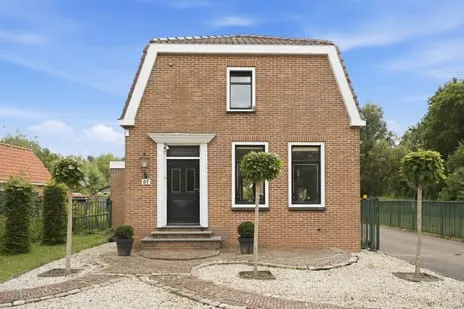 Vrijstaande woning te koop: Zuideinde 97, t Lint Landsmeer