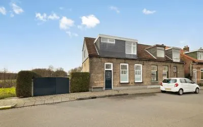 Twee-onder-één-kap te koop: Zuidendijk 135, Zuidendijk Dordrecht