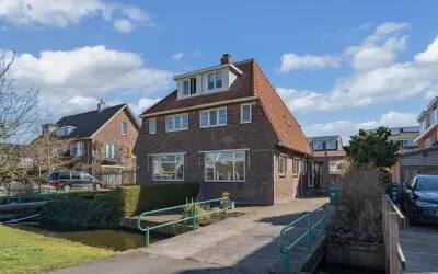 Twee-onder-één-kap te koop: Zuiderakerweg 133, De Aker-Oost Amsterdam