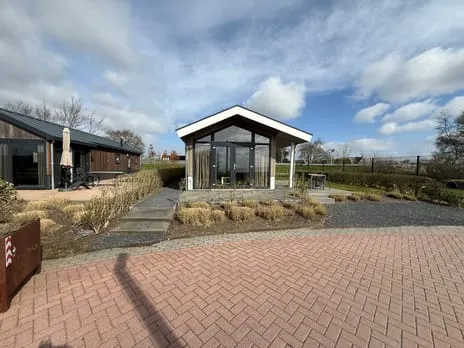 Vrijstaande woning te koop: Zuiderdijk 1-50, Buitengebied Bovenkarspel zuid Bovenkarspel