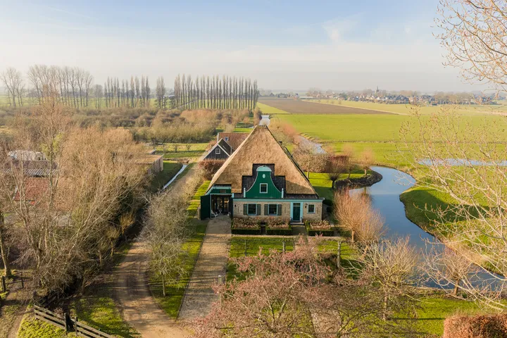 Vrijstaande woning te koop: Zuiderdijk 40, Wijdenes Wijdenes