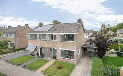 Twee-onder-één-kap te koop: Zuiderdwarsvaart 91, De Venen zuid Drachten