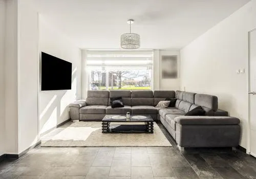 Tussenwoning te koop: Zuiderhagen 31, Groot IJsselmonde Rotterdam