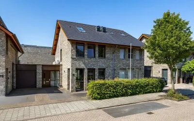 Terraced house for sale: Zuiderkeerkring 76, Zefierzijde Alphen Aan Den Rijn
