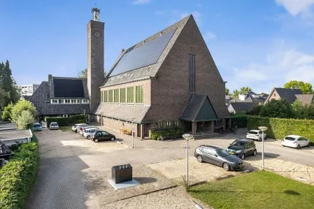 Tussenwoning te koop: Zuiderkerkplein 6, Apeldoorn