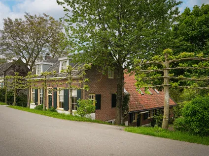 Vrijstaande woning te koop: Zuiderlingedijk 179, Spijk