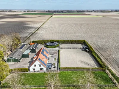 Koopwoning: Zuidermiddenweg 17-1 in Tollebeek - €1.250.000 - 393m²