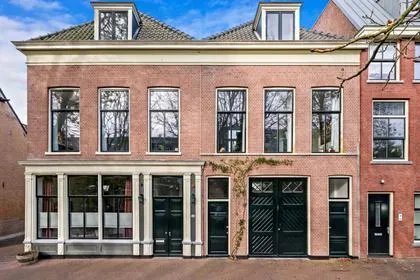 Studio te koop: Zuiderstraat 304, Delft