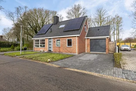 Vrijstaande woning te koop: Zuiderweg 19, Slochteren Slochteren