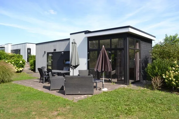 Vrijstaande woning te koop: Zuiderweg 2-28, Halfweg Omgeving Halfweg