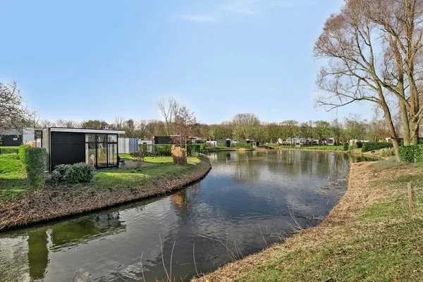 Vrijstaande woning te koop: Zuiderweg 2-94A, Halfweg Omgeving Halfweg