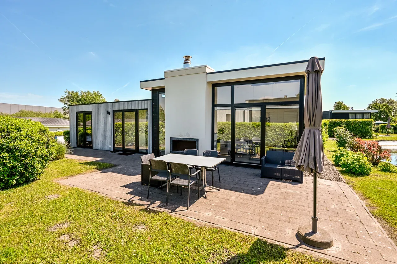 Vrijstaande woning te koop: Zuiderweg 2R-0252, Halfweg
