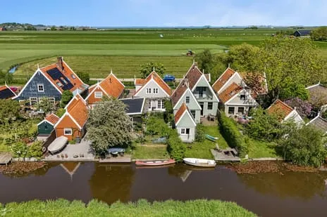 Detached house for sale: Zuiderwouder Dorpsstraat 66, Zuiderwoude Zuiderwoude