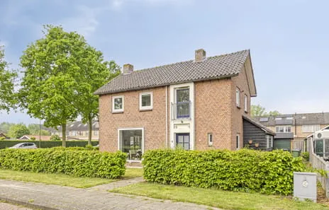 Vrijstaande woning te koop: Zuideveldlaan 16, Dussen Dussen