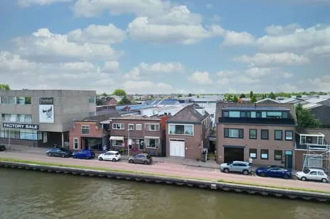 Vrijstaande woning te koop: Zuidkade 100, Waddinxveen