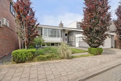 Vrijstaande woning te koop: Zuidkade 220, Zuid Waddinxveen
