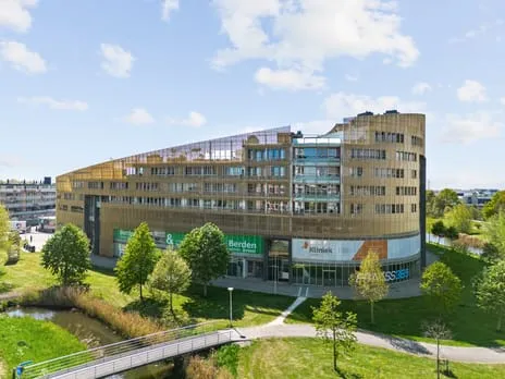 Apartment for sale: Zuidland 29, Europaplein Alphen Aan Den Rijn