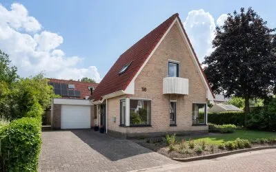 Vrijstaande woning te koop: Zuidmaad 38, Oosterwolde-Maden Oosterwolde