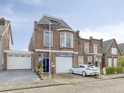 Tussenwoning te koop: Zuidplantsoen 11, Poortvliet Poortvliet
